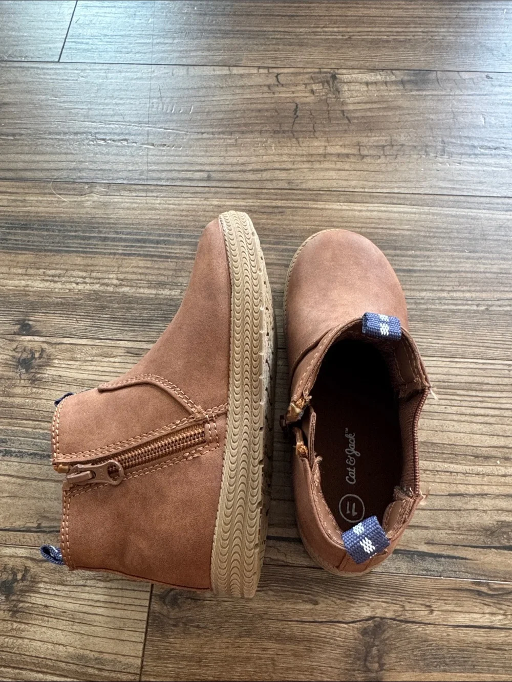 Cat & Jack Toddler/Casual Brown Chelsea Boots with Blue Pull Tabs